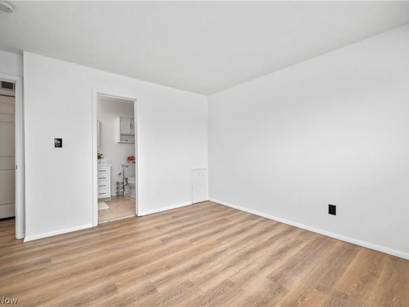 24635 Clareshire Drive, Unit 203, North Olmsted, OH 44070 Photo 21