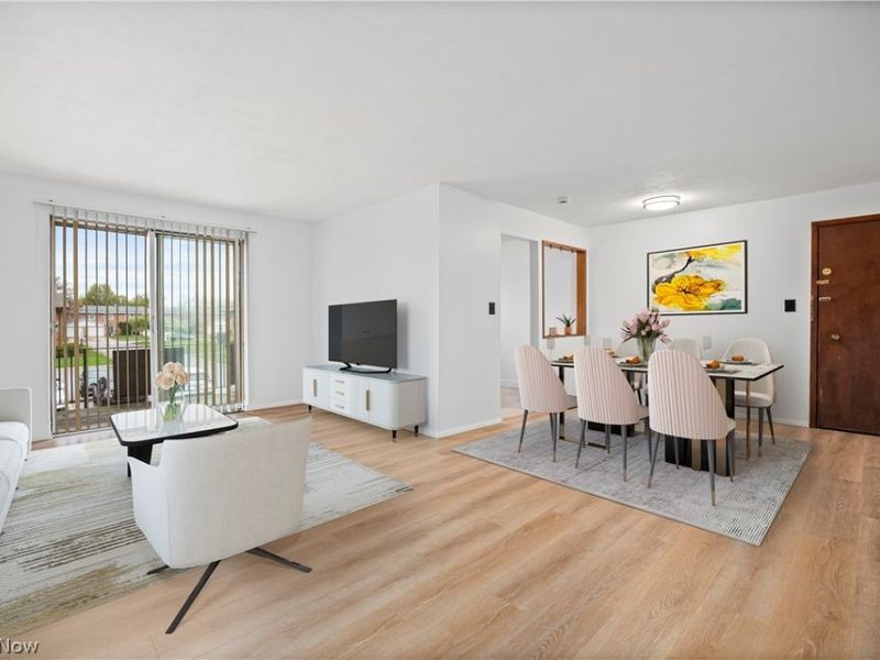 24635 Clareshire Drive, Unit 203, North Olmsted, OH 44070 Photo 8