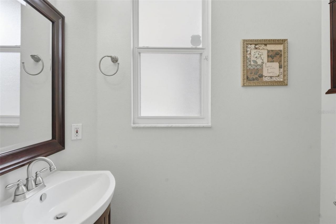 4029 Andover Cay Boulevard, Orlando, FL 32825 Photo