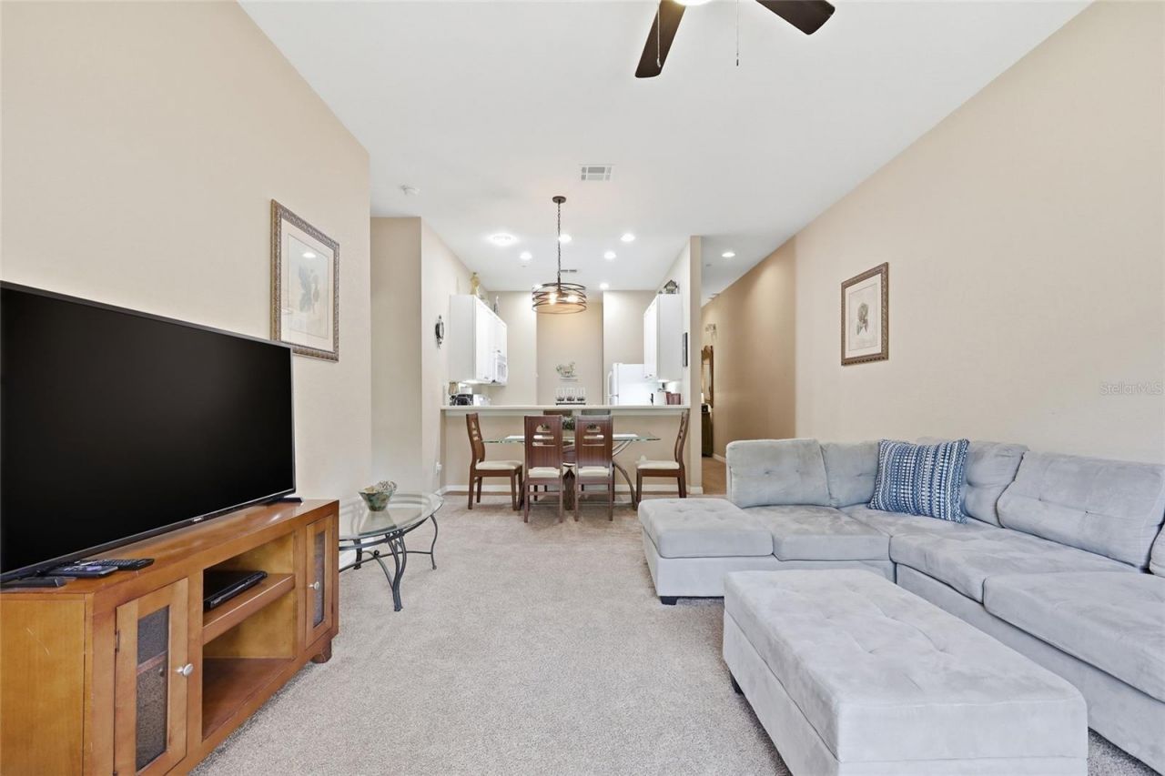 410 Lucaya Loop, Unit 4204, Davenport, FL 33897 Photo