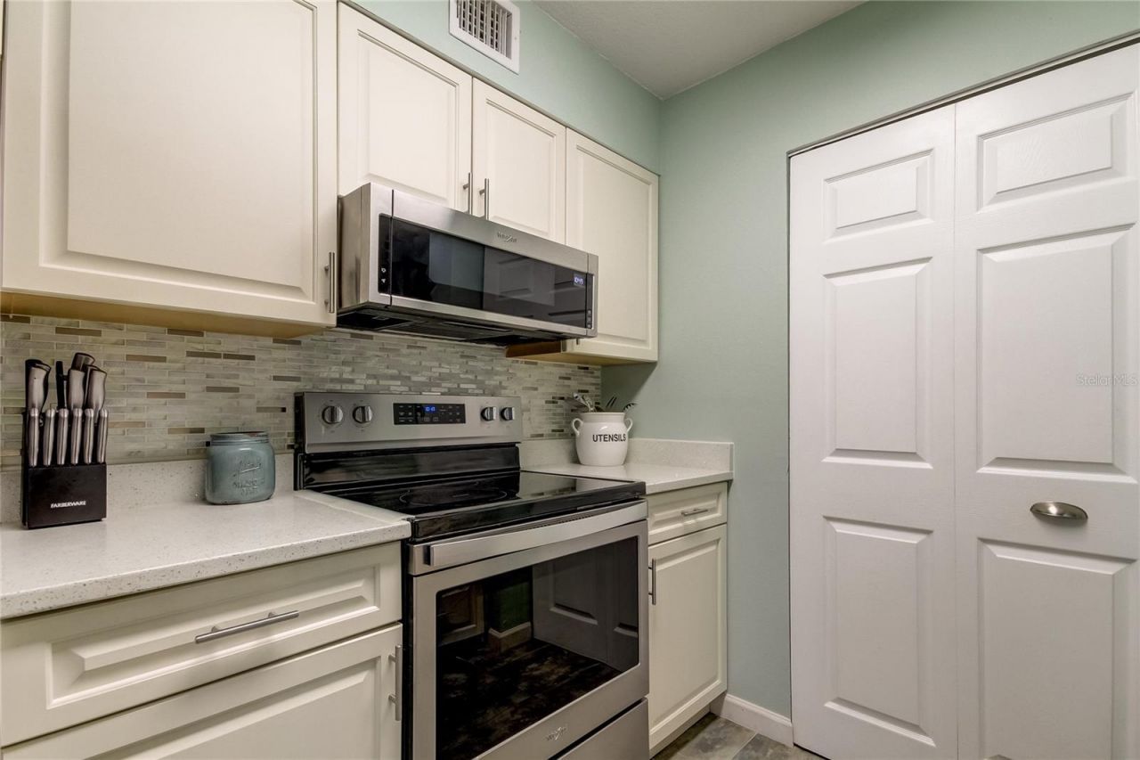 2400 Feather Sound Drive, Unit 1228, Clearwater, FL 33762 Photo