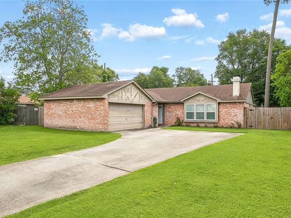 113 CELESTE Circle , Slidell, LA 70458