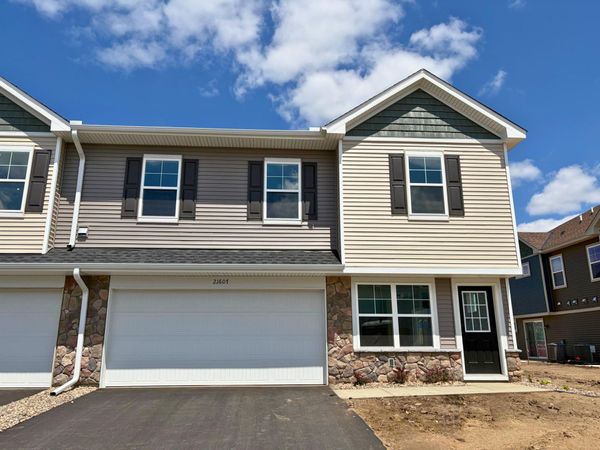 21607 Azalea Lane, Farmington, MN 55024