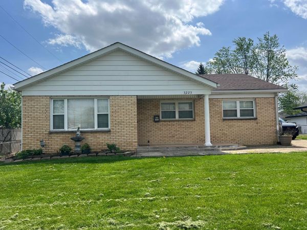 3225 Whitehead Road , Columbus, OH 43204