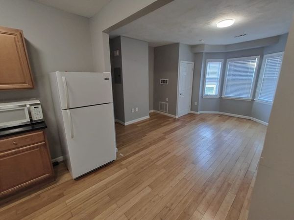 30 Vine St, Unit 2, Haverhill, MA 01830