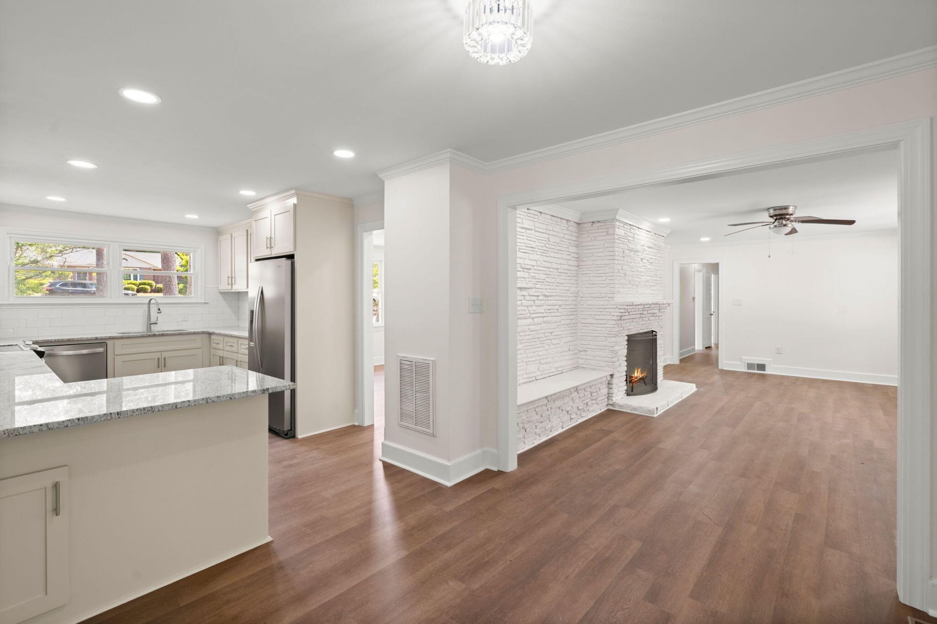 260 Perryclear Street Photo 13