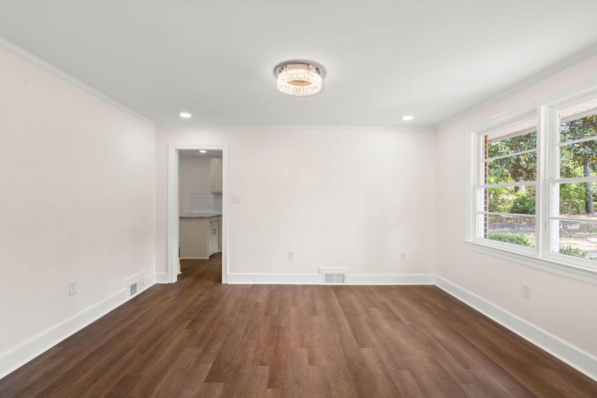 260 Perryclear Street Photo 19