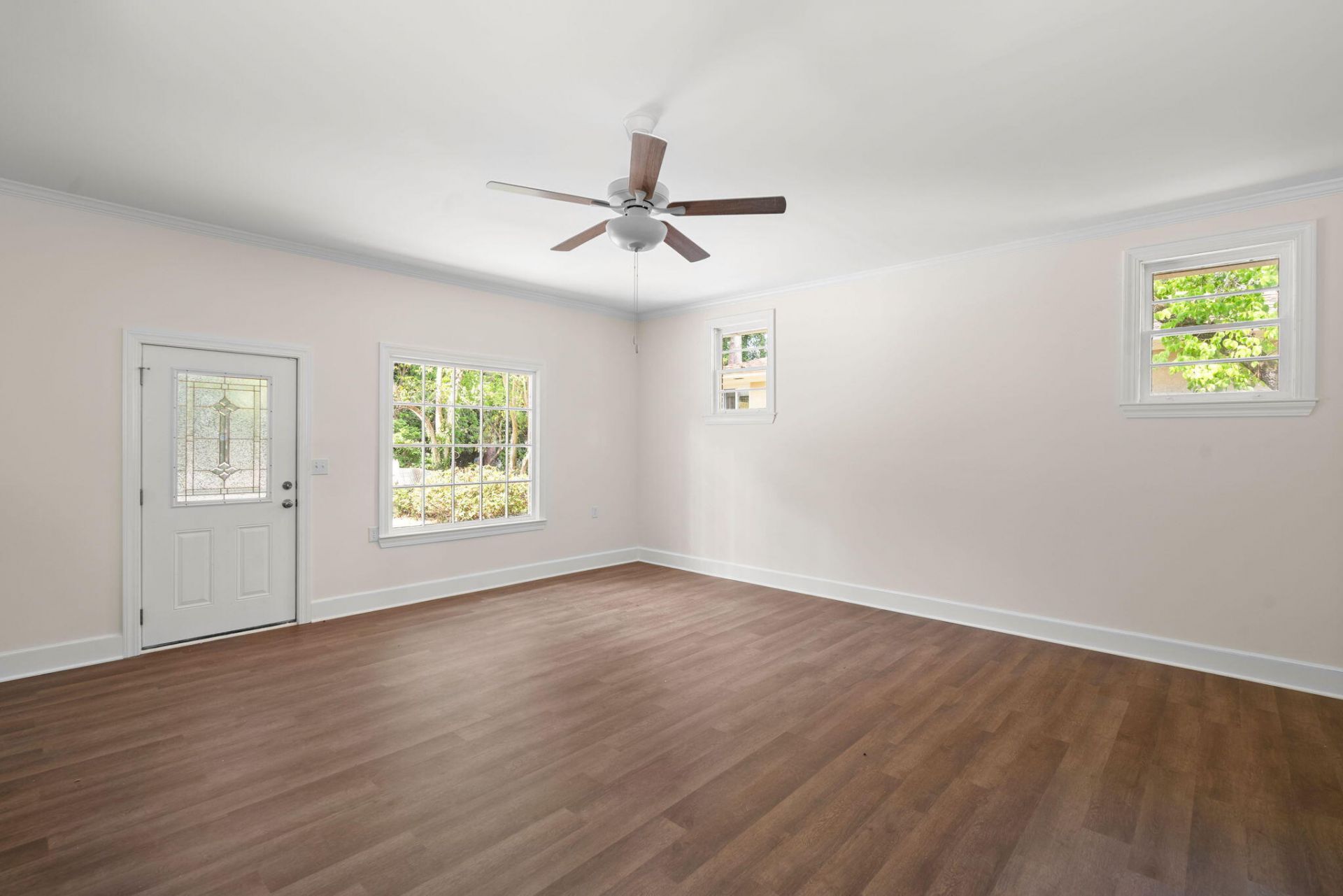 260 Perryclear Street Photo 24