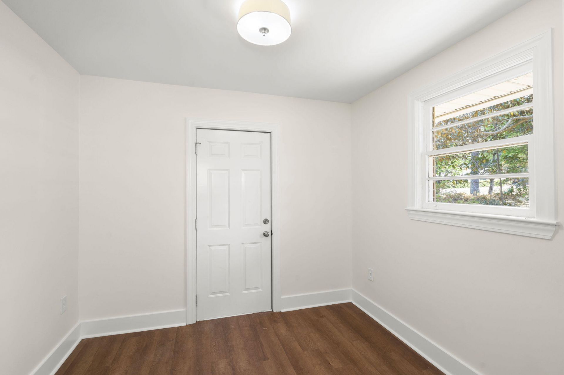 260 Perryclear Street Photo 28