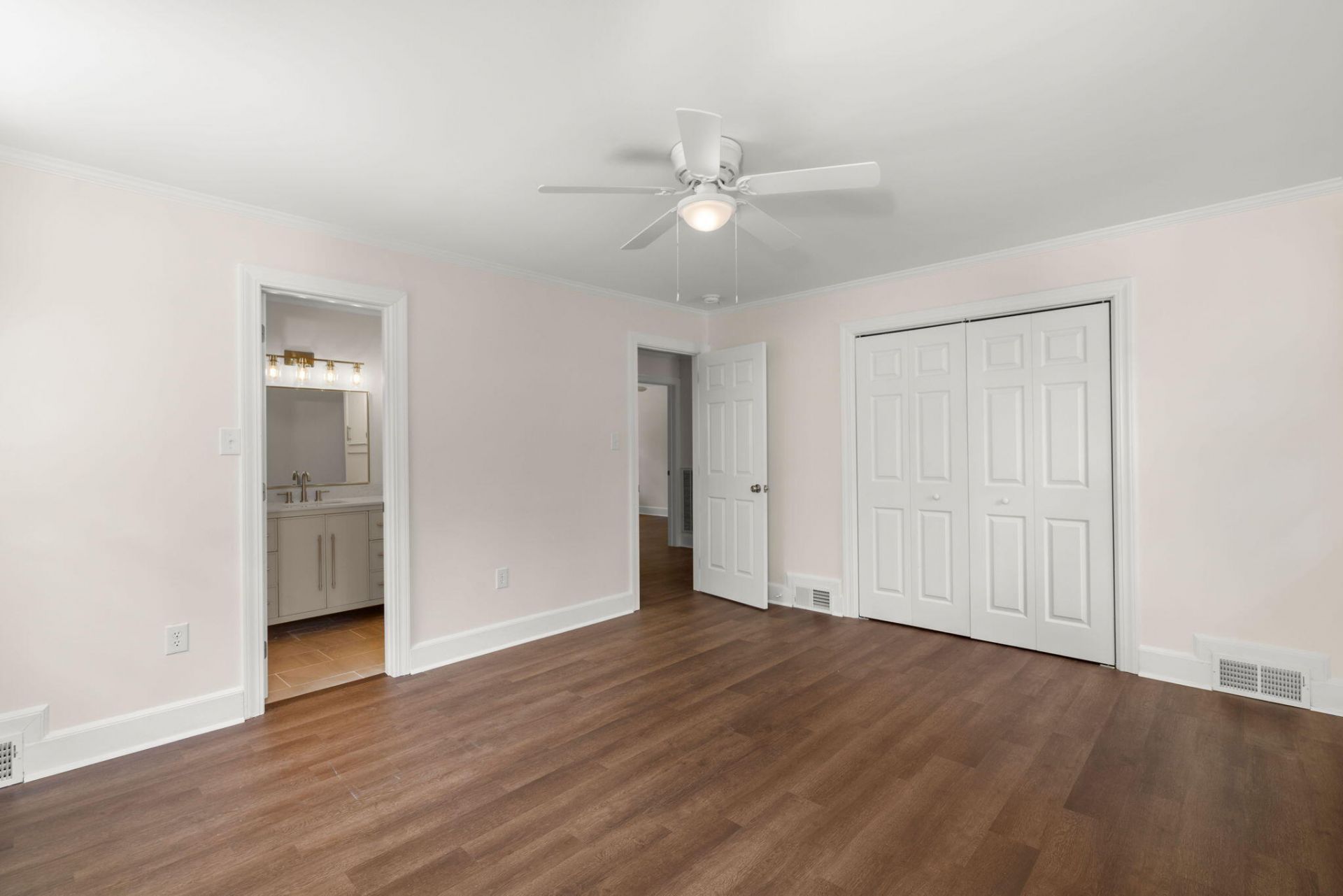 260 Perryclear Street Photo 34