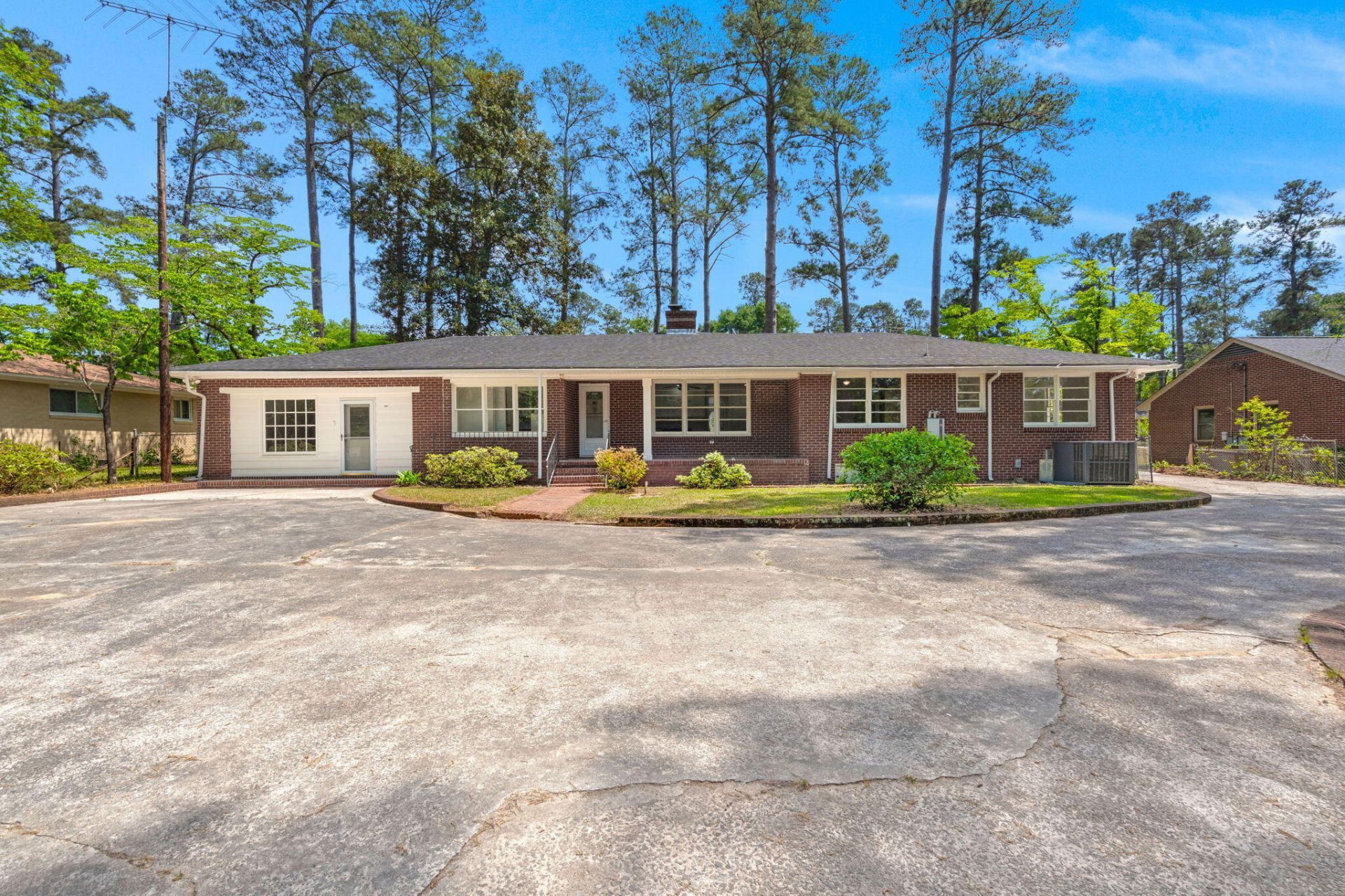 260 Perryclear Street Photo 39