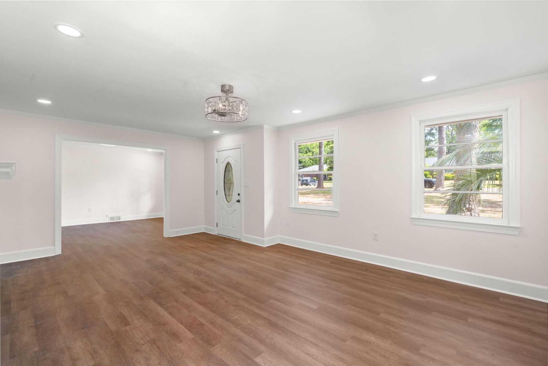 260 Perryclear Street Photo 5