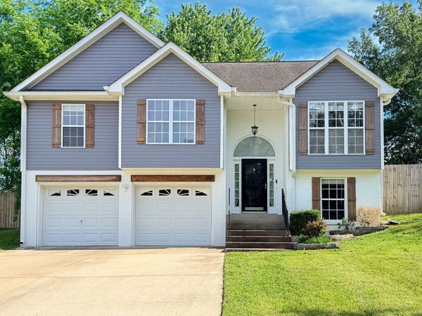 3161 Whitetail Dr, Clarksville, TN 37043