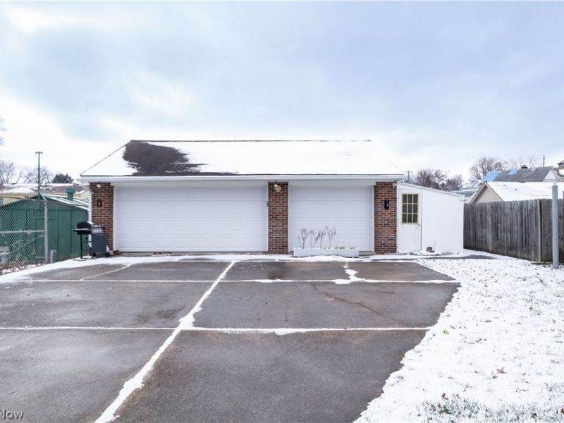 30 20th Street SW, Barberton, OH 44203 Photo 24