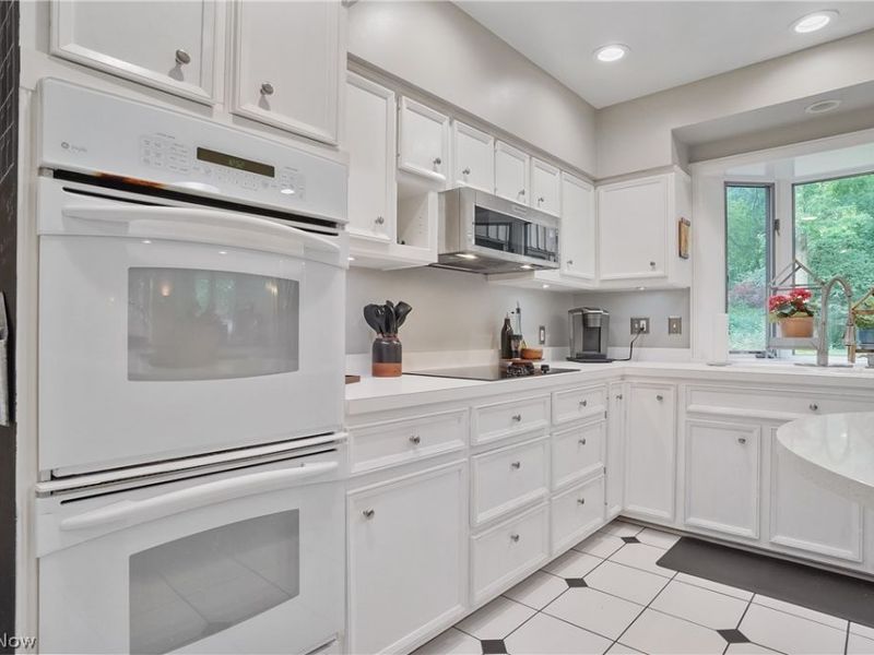 889 Eaton Avenue, Akron, OH 44303 Photo 15