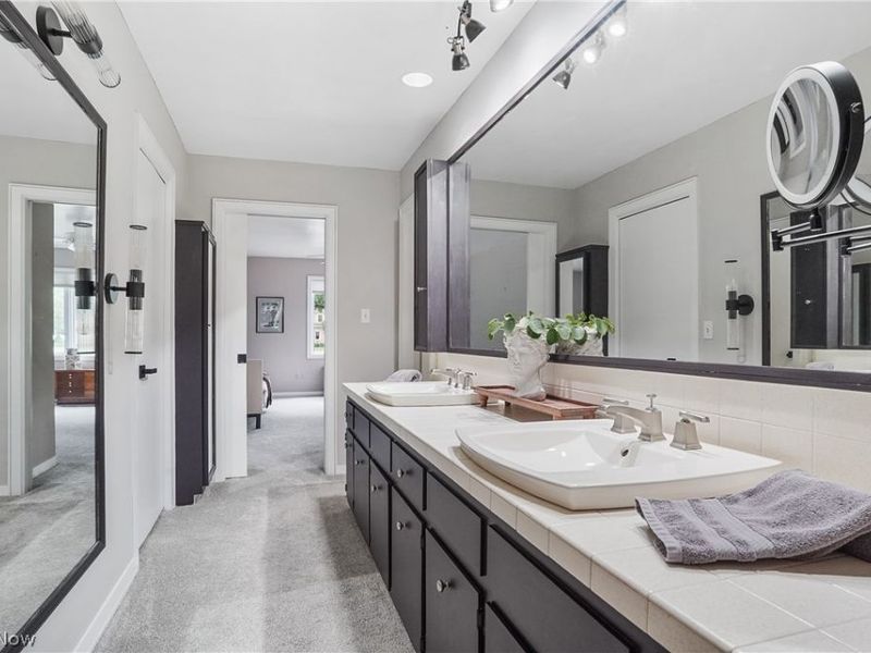 889 Eaton Avenue, Akron, OH 44303 Photo 30