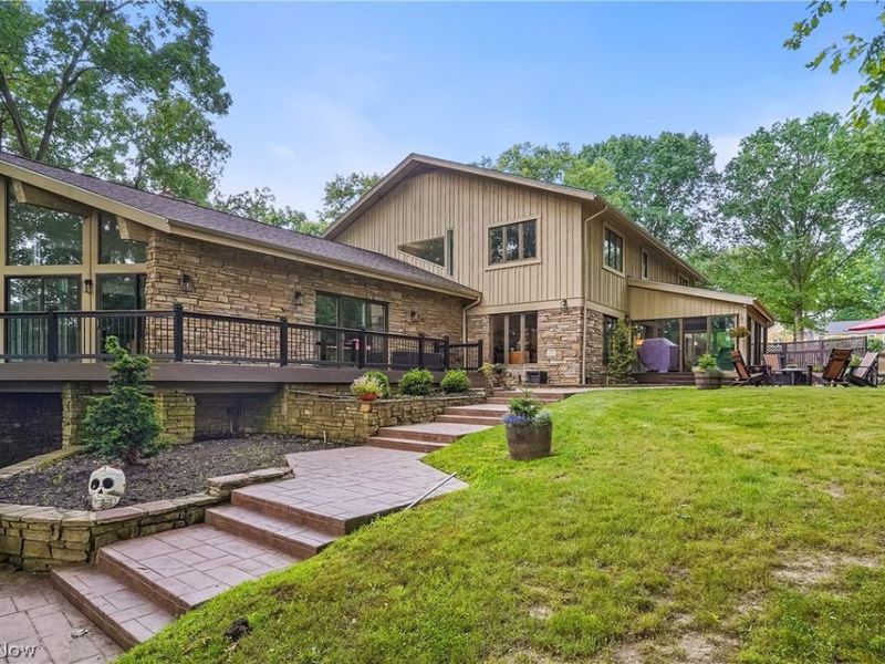 889 Eaton Avenue, Akron, OH 44303 Photo 5