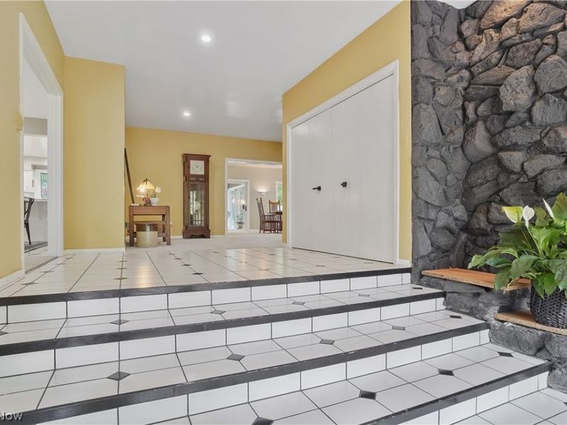 889 Eaton Avenue, Akron, OH 44303 Photo 7