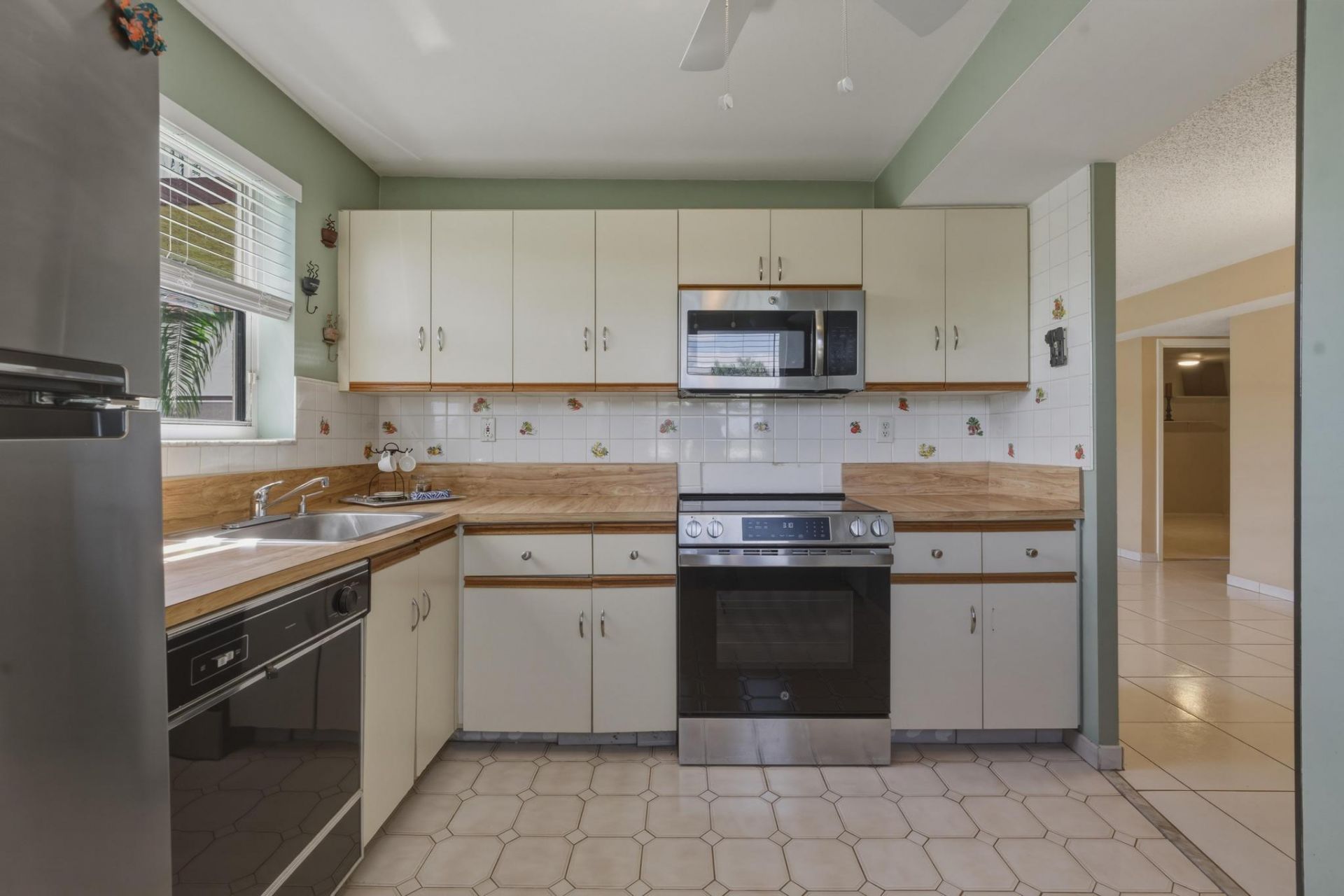 11200 SW 13th Street, Unit 104, Pembroke Pines, FL 33025 Photo