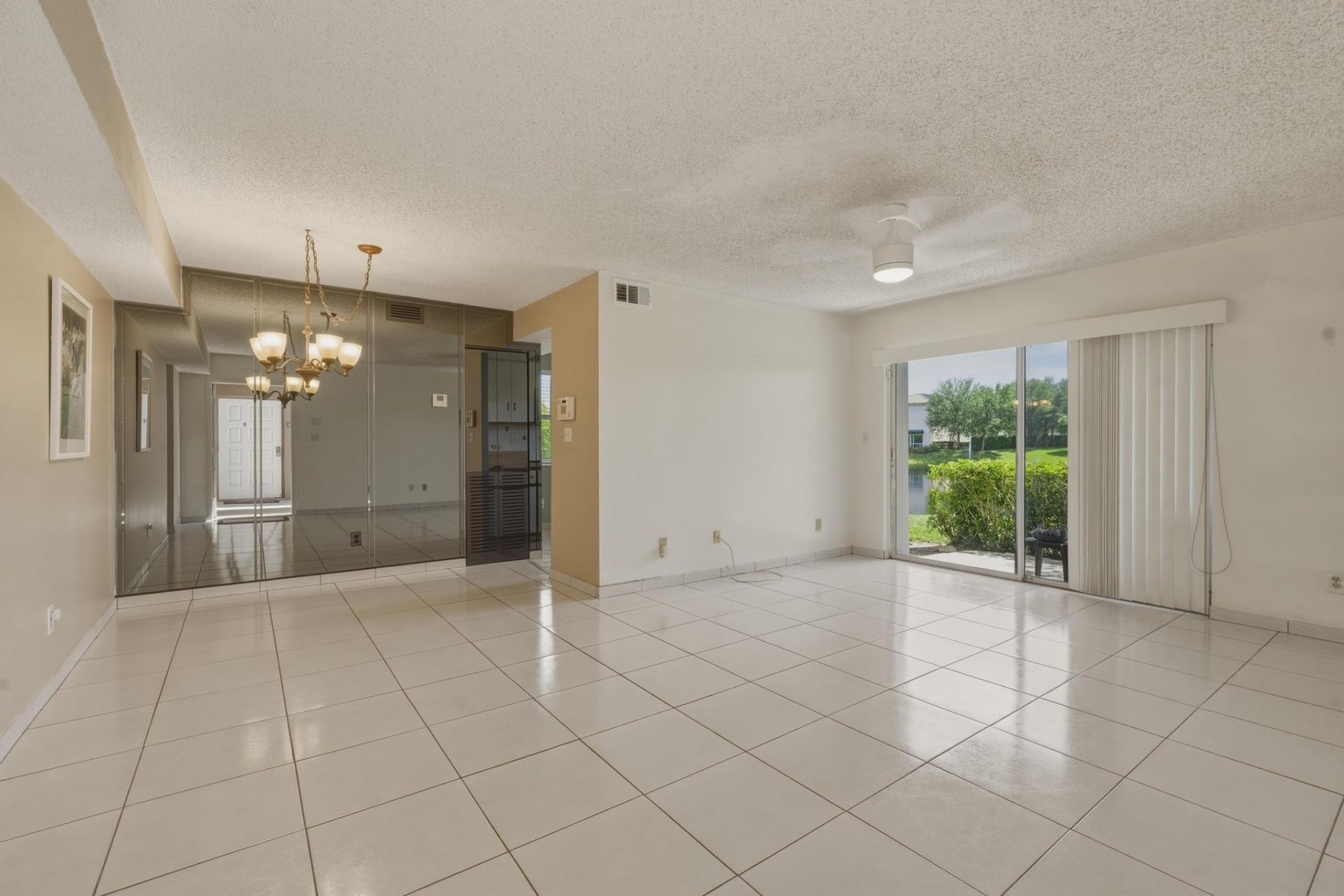 11200 SW 13th Street, Unit 104, Pembroke Pines, FL 33025 Photo