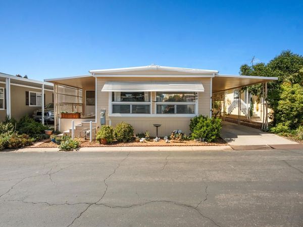 211 N Citrus Avenue, Unit 270, Escondido, CA 92027