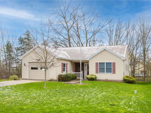 131 Freedom Pond Lane , North Chili, NY 14514