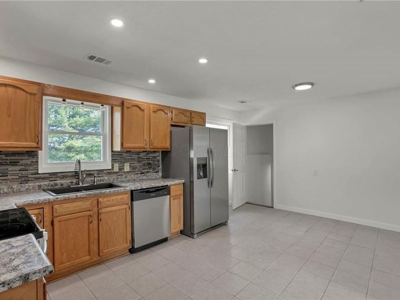 625 Vincent Drive , Zanesville, OH 43701 Photo 10