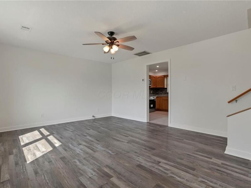 625 Vincent Drive , Zanesville, OH 43701 Photo 6