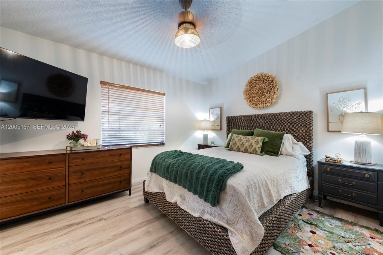 20801 SW 83rd Ave , Cutler Bay, FL 33189 Photo