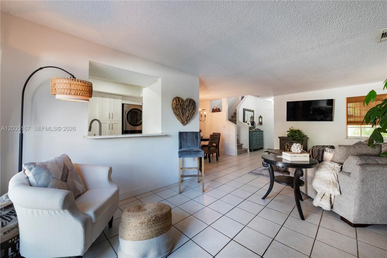 20801 SW 83rd Ave , Cutler Bay, FL 33189 Photo