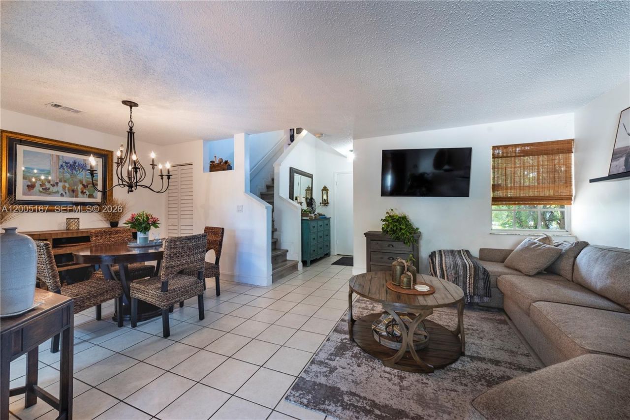 20801 SW 83rd Ave , Cutler Bay, FL 33189 Photo