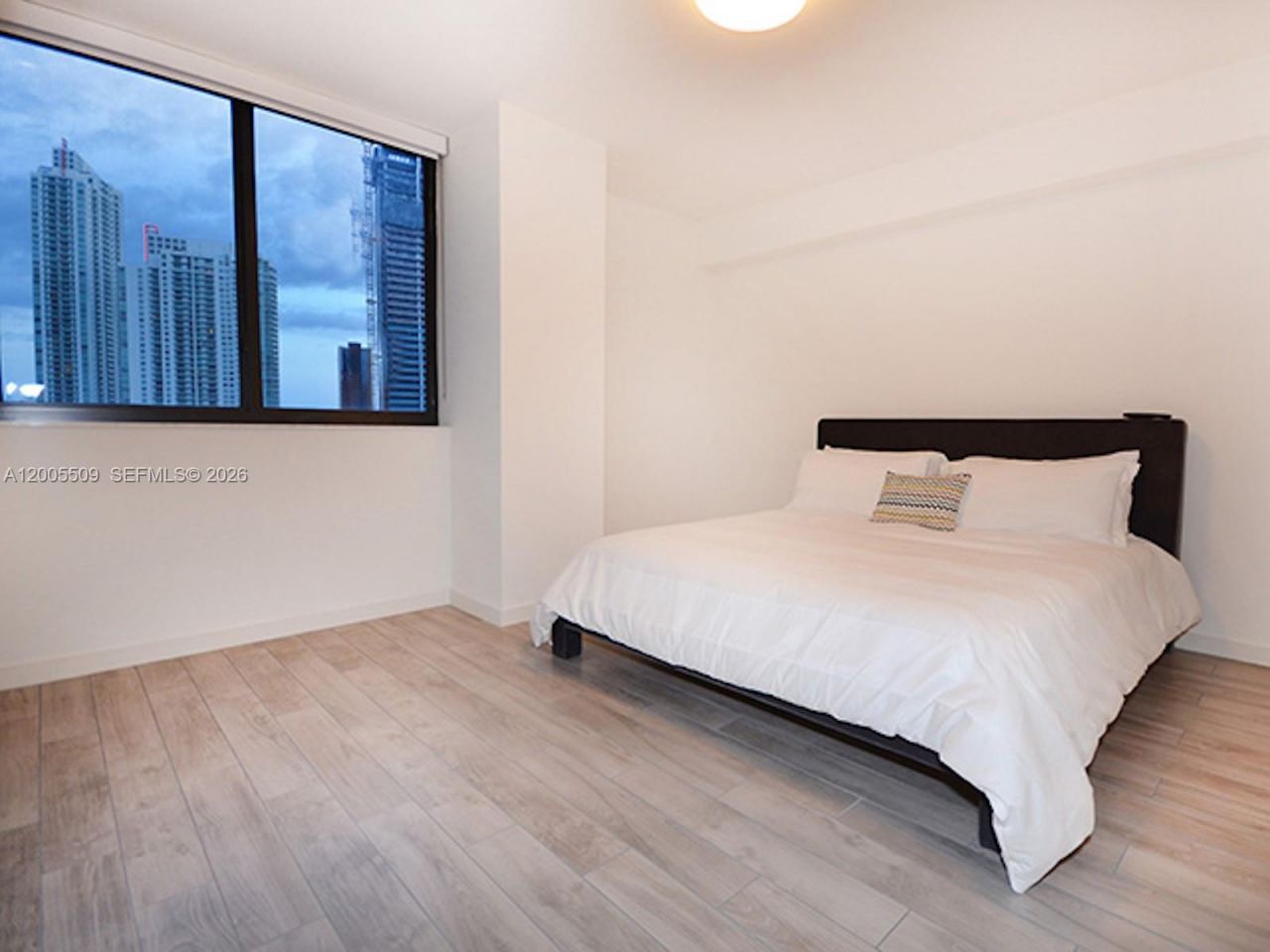 999 SW 1st Ave , Unit 1611, Miami, FL 33130 Photo