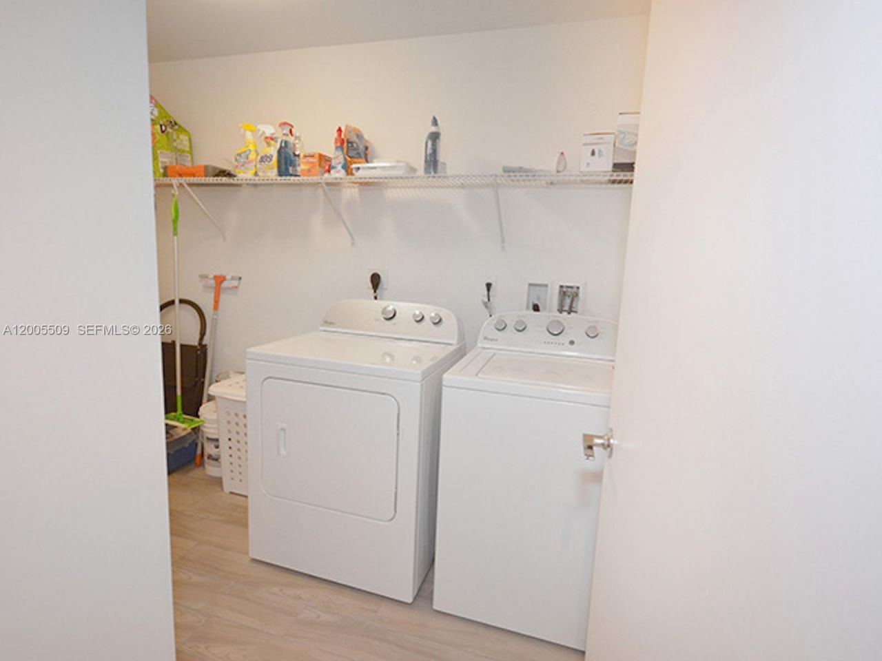 999 SW 1st Ave , Unit 1611, Miami, FL 33130 Photo