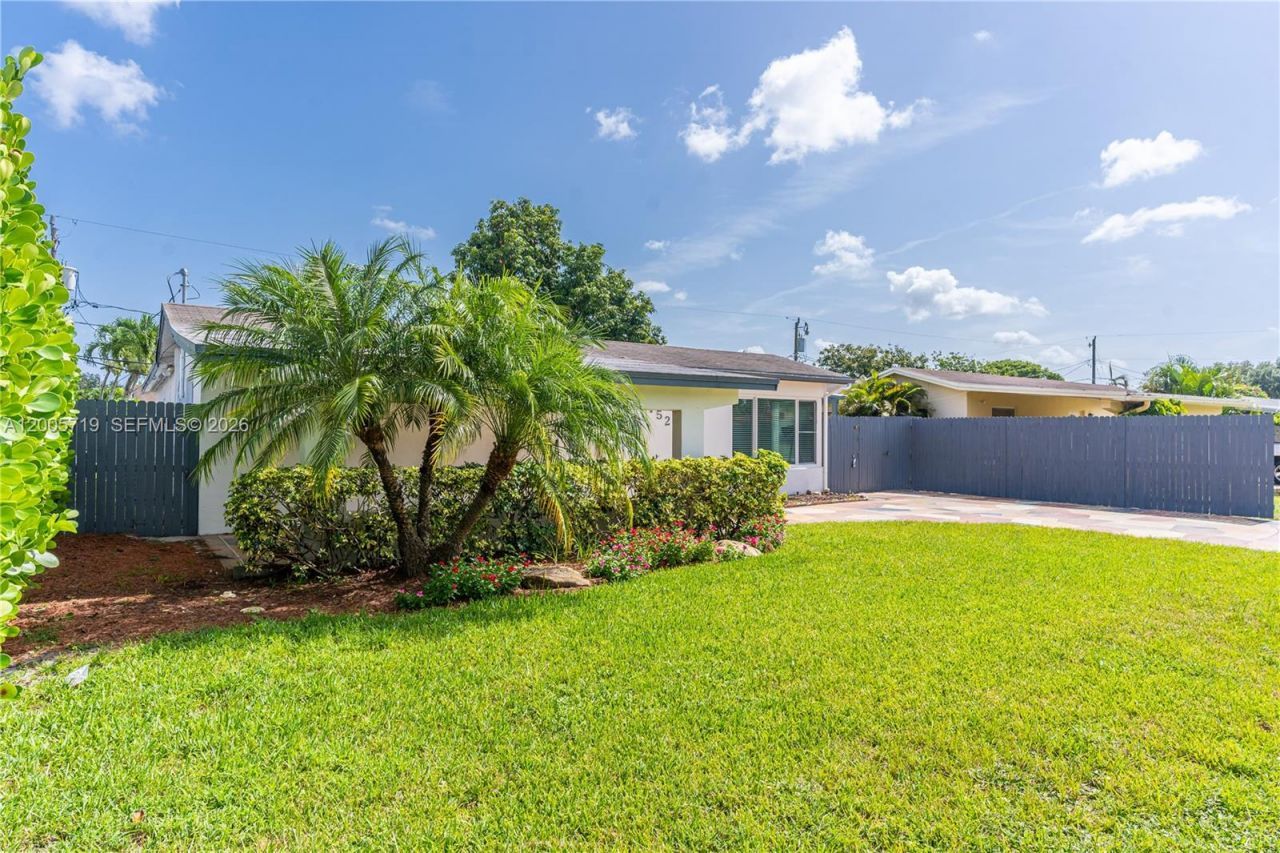 6452 Custer, Hollywood, FL 33024 Photo