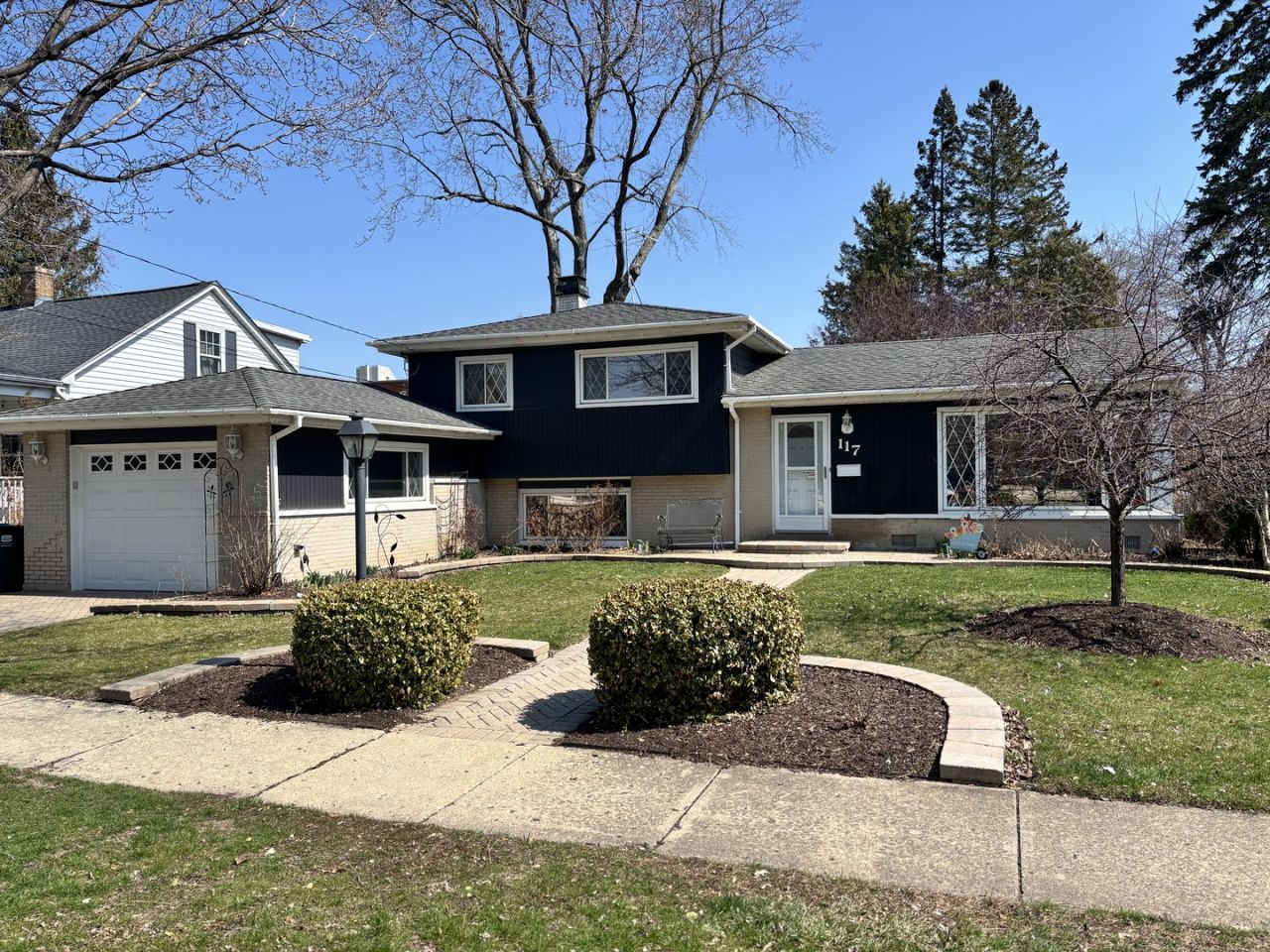 117 N Maple Street, Palatine, IL 60067