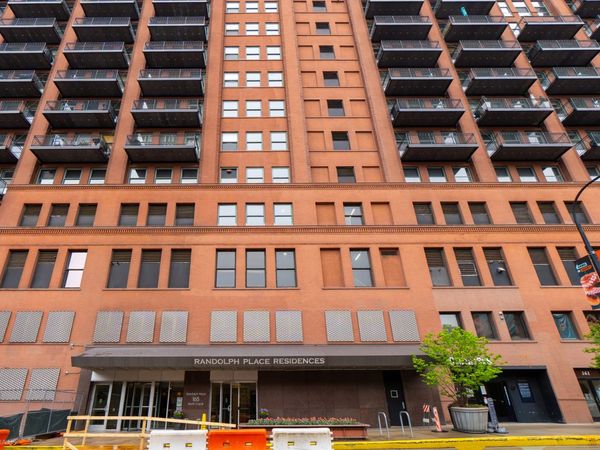 165 N Canal Street , Unit 513, Chicago, IL 60606