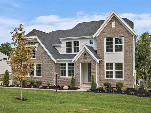 2460 Bent Grass Drive, Beavercreek, OH 45431