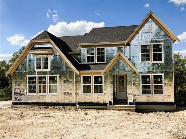 2460 Bent Grass Drive, Beavercreek, OH 45431
