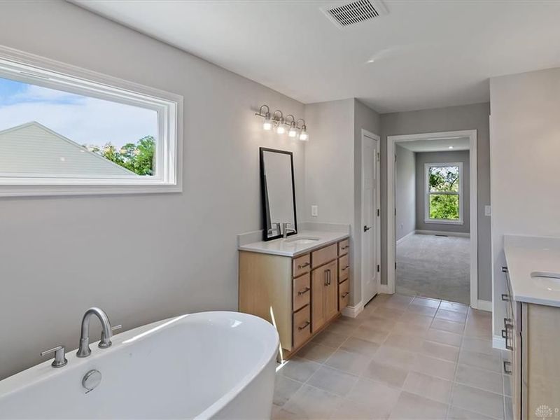 2460 Bent Grass Drive, Beavercreek, OH 45431 Photo 19