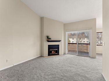6097 Courtly Alcove, Unit F, Woodbury, MN 55125