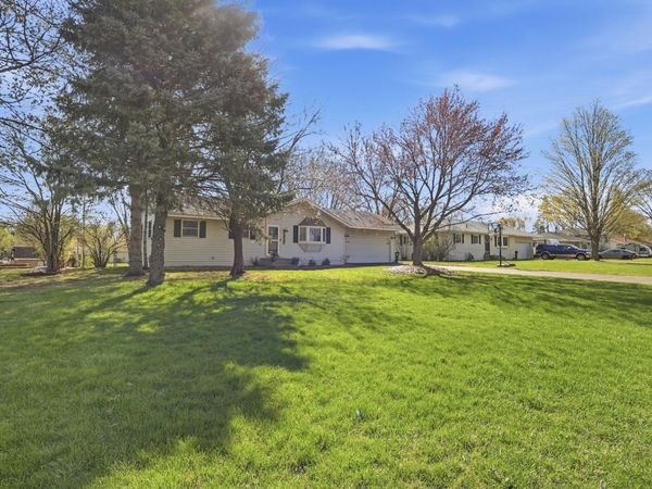 16306 Flagstaff Avenue W, Rosemount, MN 55068