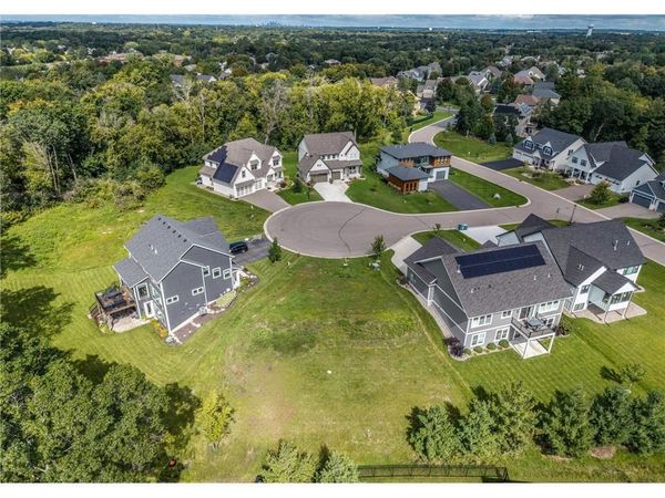 11732 Azure Circle , Inver Grove Heights, MN 55077