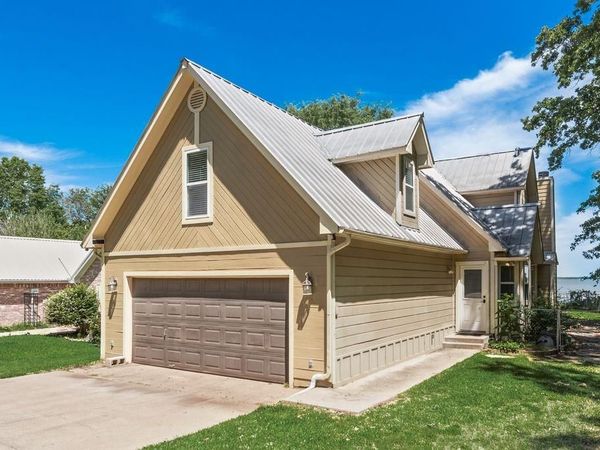 1016 Shoreline Drive, West Tawakoni, TX 75474