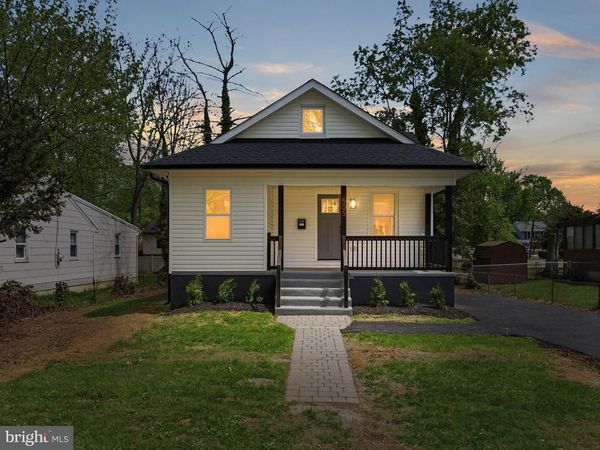 505 GREENWOOD AVENUE, MAPLE SHADE, NJ 08052