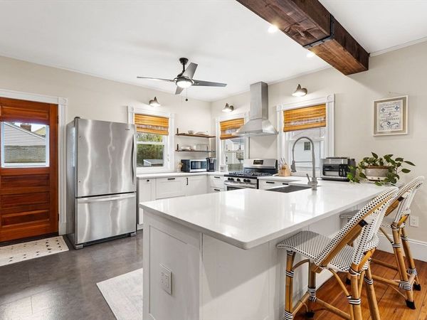 11 Draper Rd, Framingham, MA 01702