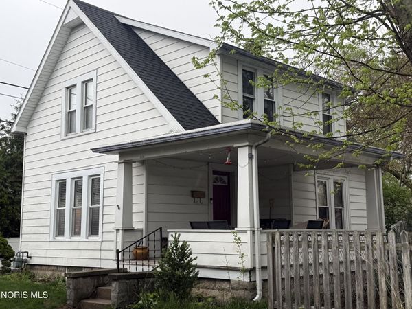 516 N Summit Street , Bowling Green, OH 43402