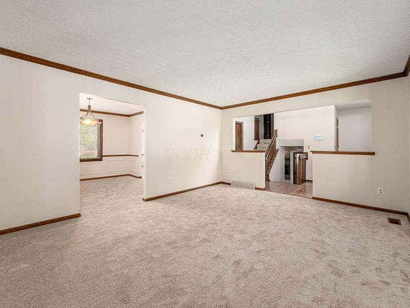 2319 Sonnington Drive, Dublin, OH 43016 Photo 6