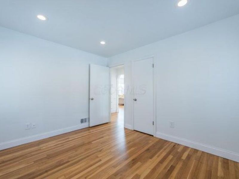 1966 Zollinger Road, Columbus, OH 43221 Photo 20