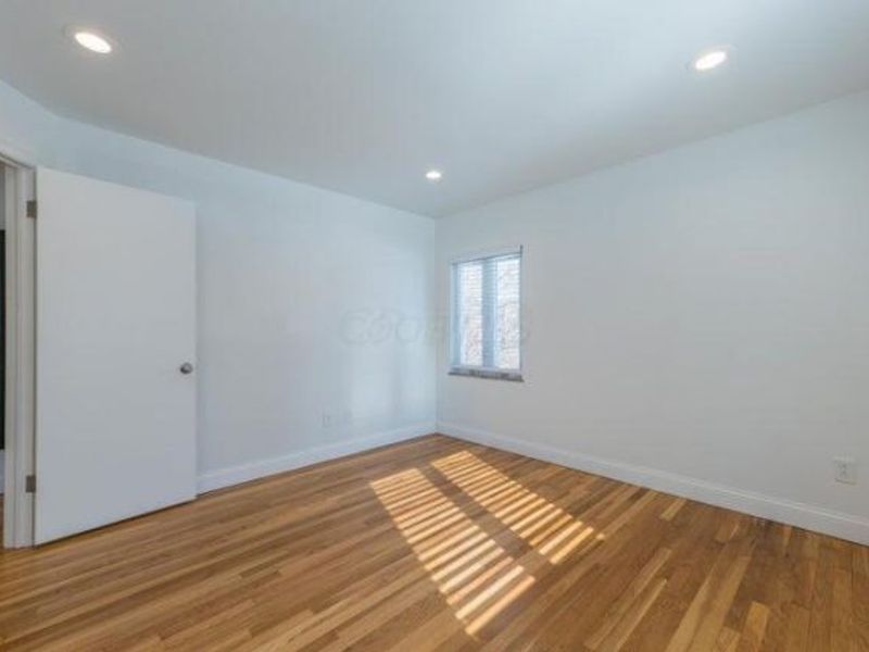 1966 Zollinger Road, Columbus, OH 43221 Photo 23