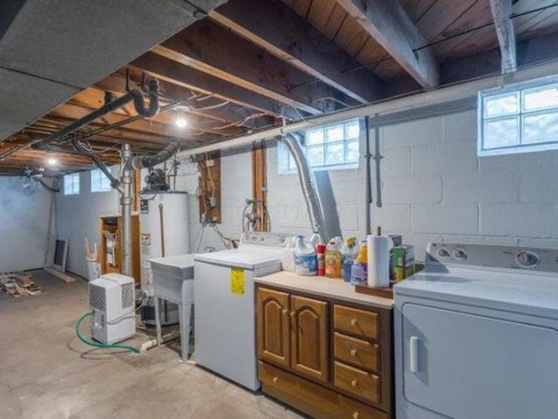 1966 Zollinger Road, Columbus, OH 43221 Photo 26